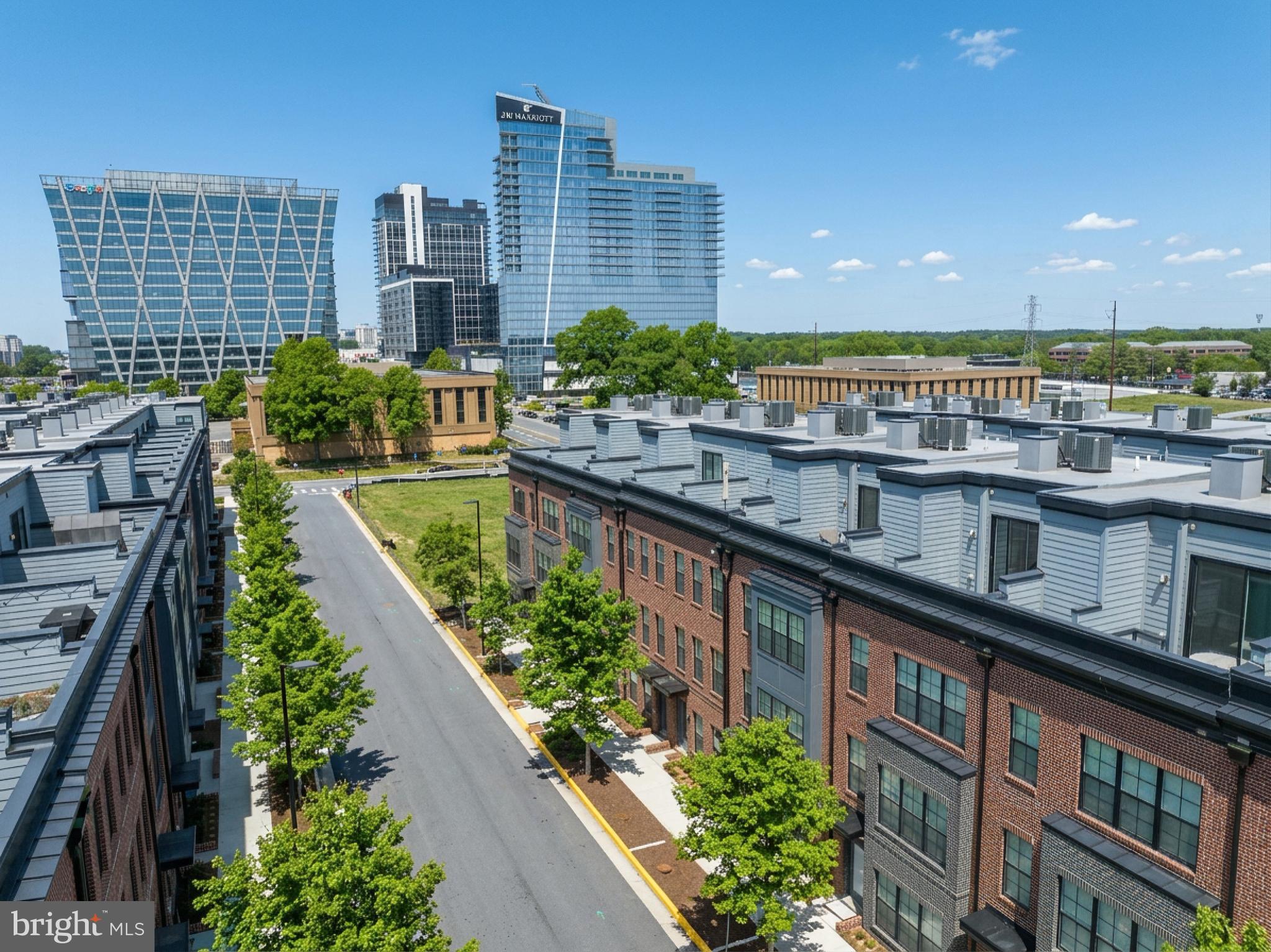 11226 Beaker Street Reston, VA 20190 - Photo 5 of 53 a view of a balcony with lake view