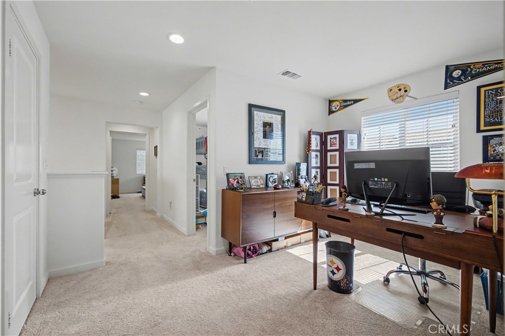 12844 Sovite Way Moreno Valley, CA 92555 - Photo 17 of 37