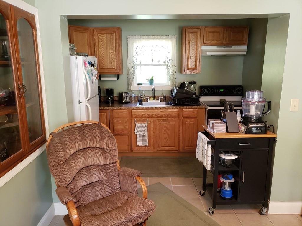 33 Prospect Street Templeton, MA 01436 - Photo 14 of 31