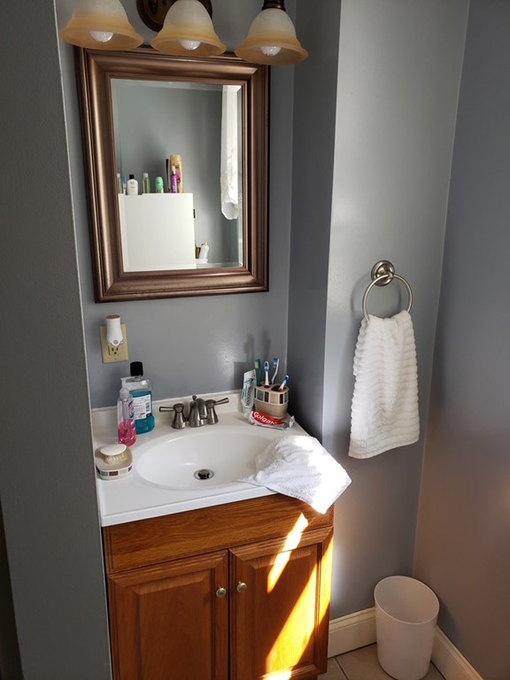 33 Prospect Street Templeton, MA 01436 - Photo 17 of 31