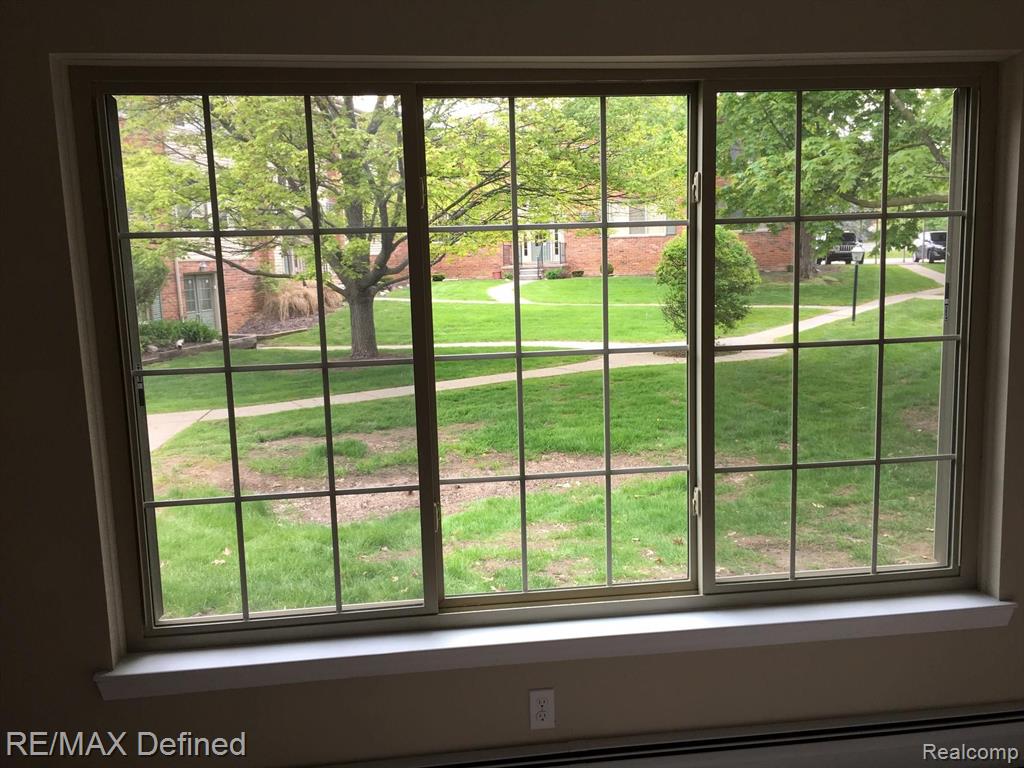 454 Romeo Road, Unit 22 Rochester, MI 48307 - Photo 8 of 18