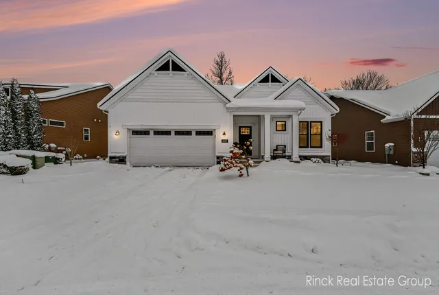$615,000 | 3076 Brayridge Drive, Jenison, MI 49428