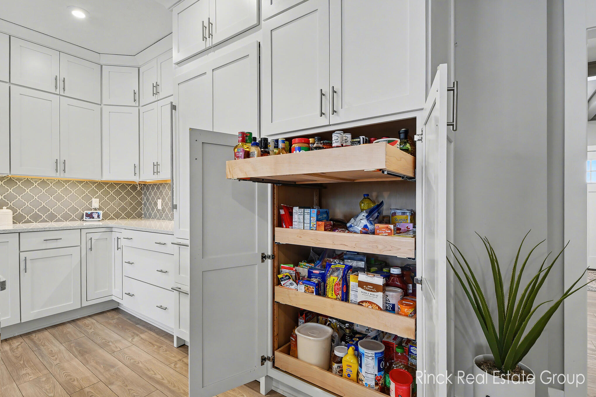 3076 Brayridge Drive Jenison, MI 49428 - Photo 17 of 60 custom cabinets