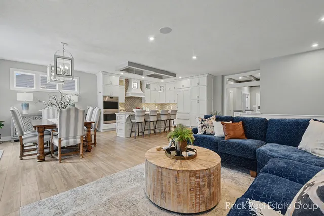 $615,000 | 3076 Brayridge Drive, Jenison, MI 49428