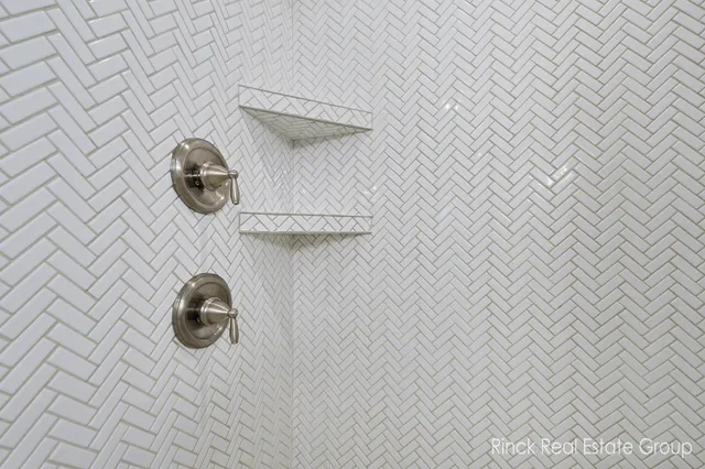 $615,000 | 3076 Brayridge Drive, Jenison, MI 49428