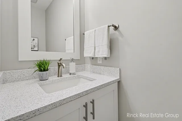 $615,000 | 3076 Brayridge Drive, Jenison, MI 49428