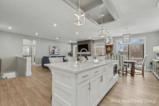 $615,000 | 3076 Brayridge Drive, Jenison, MI 49428