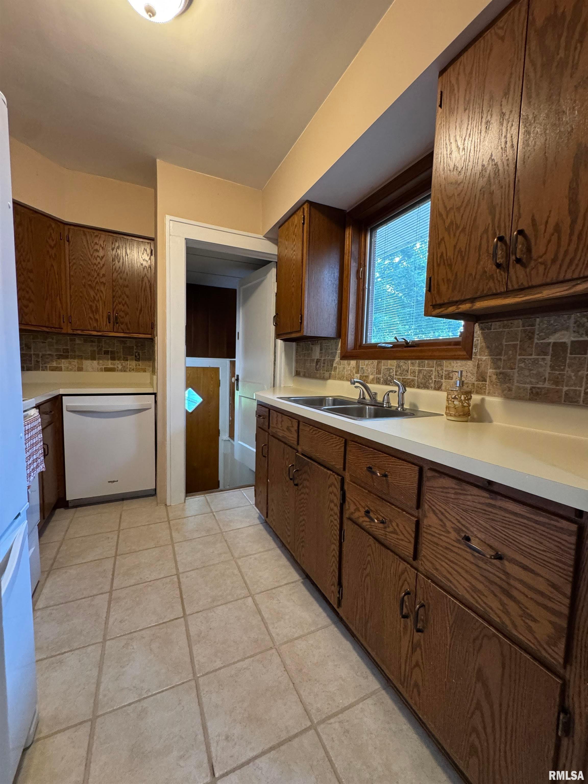 1830 South College Street Springfield, IL 62704 - Photo 11 of 40