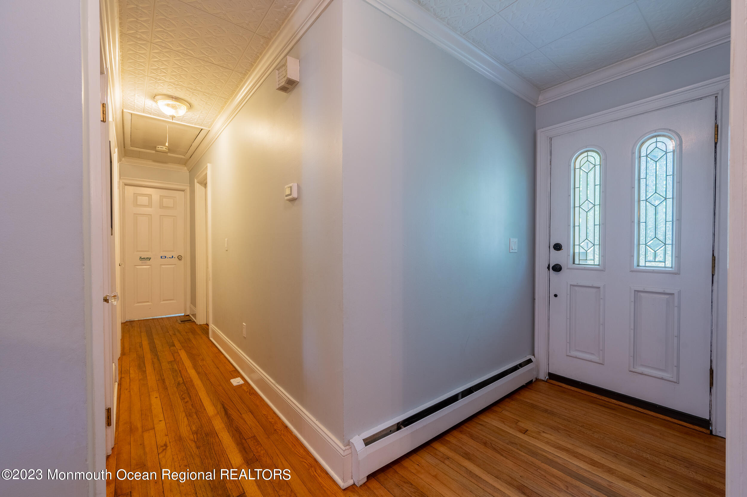 275 Chandler Road Jackson, NJ 08527 - Photo 11 of 57 8Foyer 2