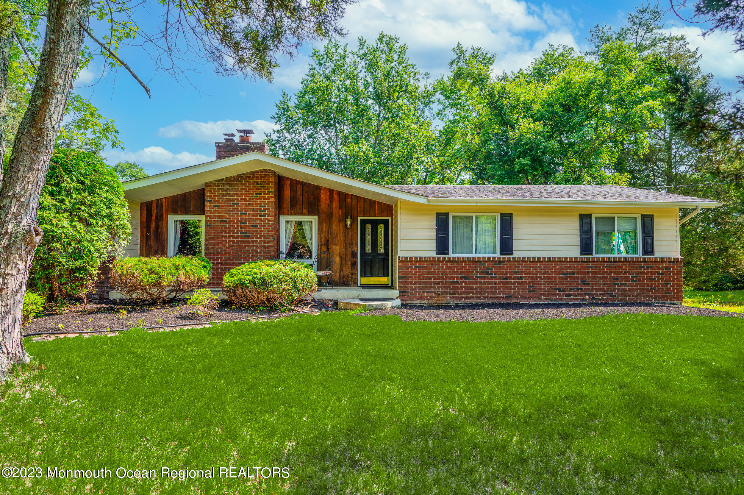 275 Chandler Road Jackson, NJ 08527 - Photo 3 of 57 6Front 2