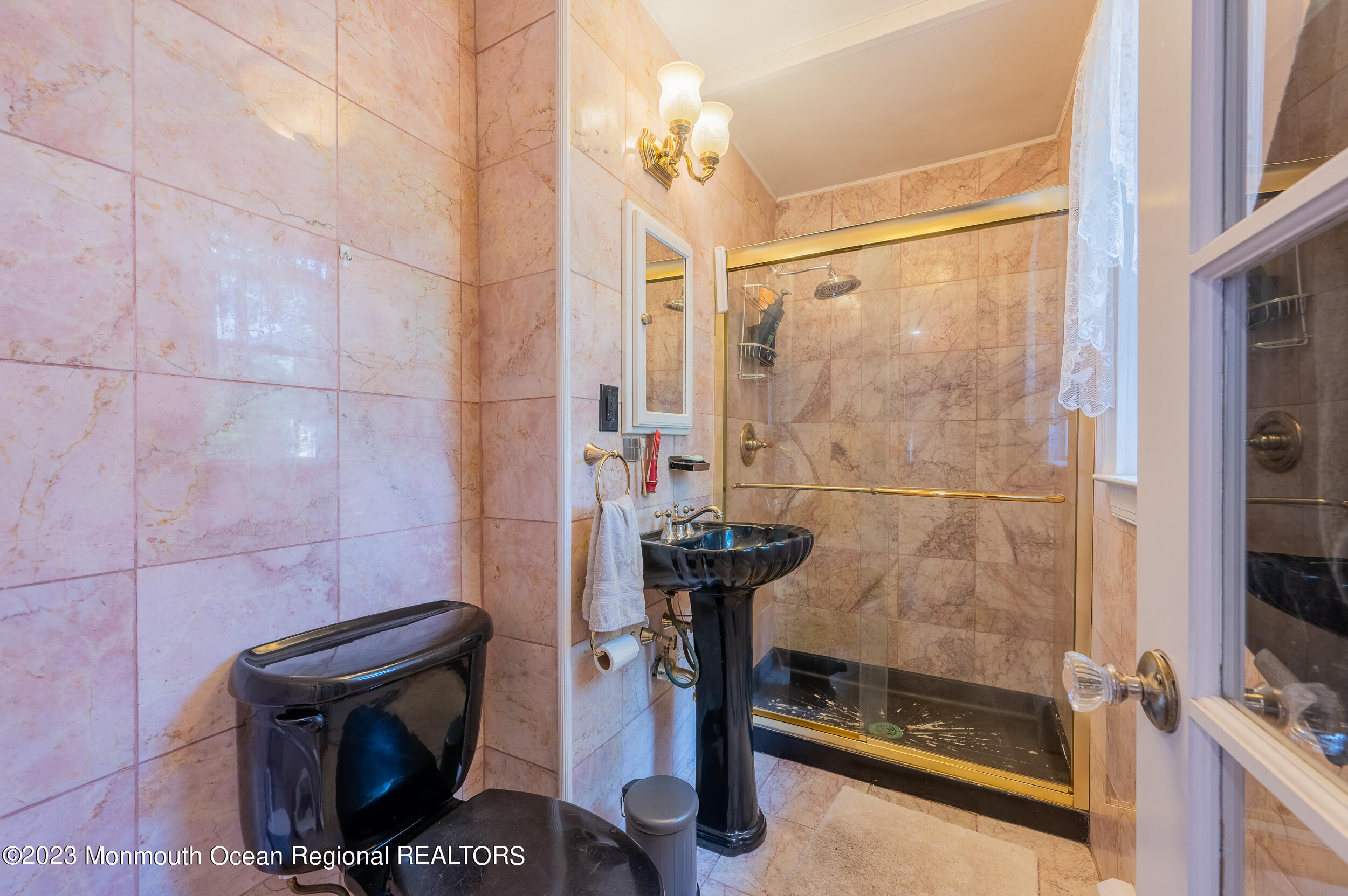 275 Chandler Road Jackson, NJ 08527 - Photo 33 of 57 30Master Bath