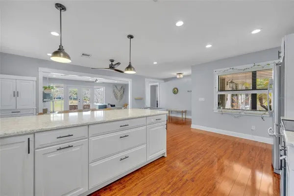 $3,650 | 1081 Lake Weldona Drive, Orlando, FL 32806