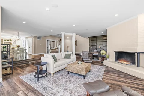 $1,450,000 | 3110 West Lake Sammamish Parkway Southeast, Unit 5, Bellevue, WA 98008