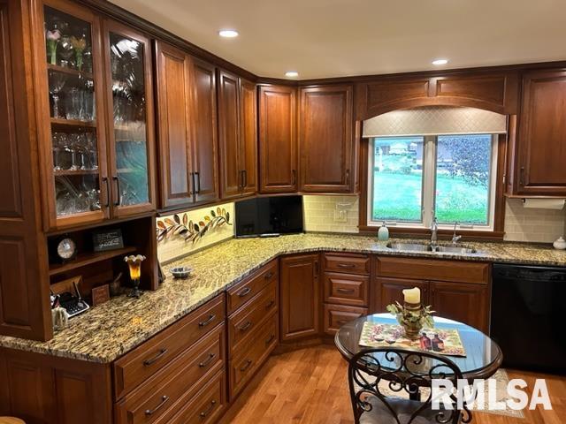 2901 Old Orchard Road Quincy, IL 62305 - Photo 8 of 39 Gallery Image 8