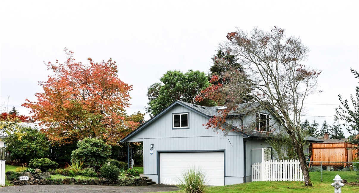 4002 Robin Road West University Place, WA 98466 - Photo 1 of 25 Gallery Image 1