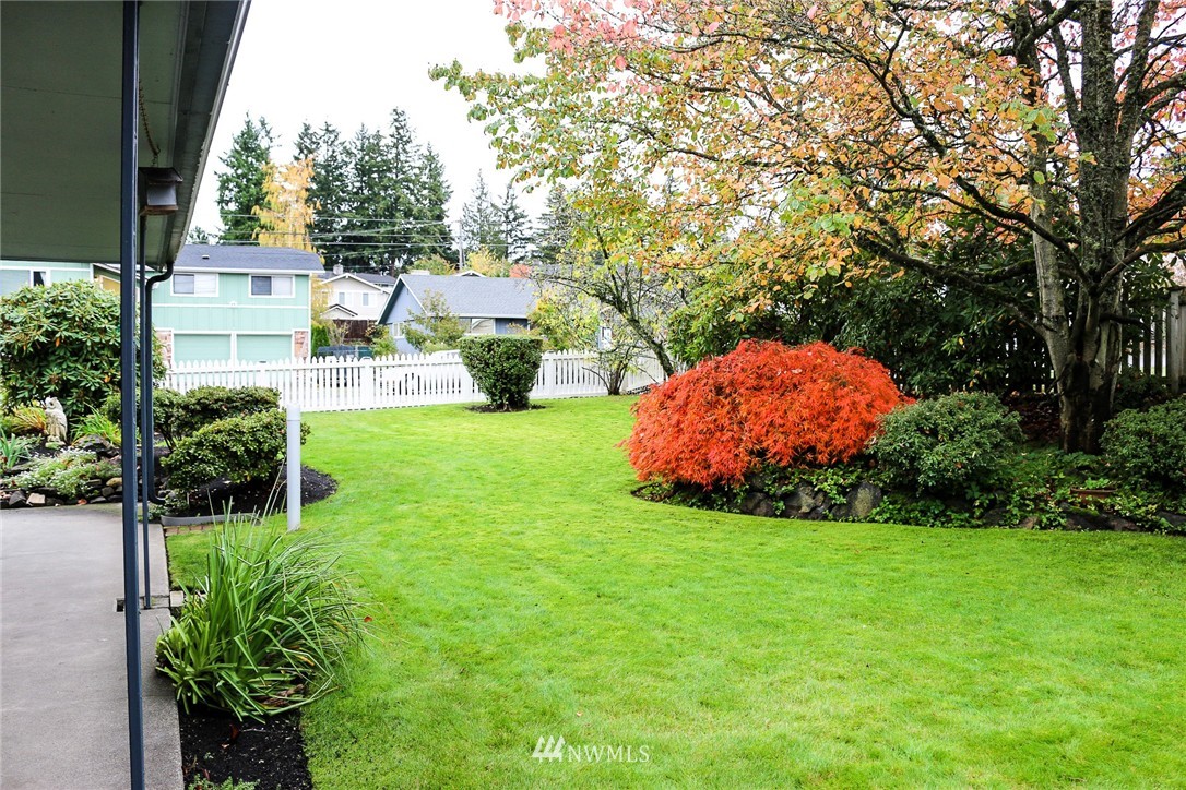 4002 Robin Road West University Place, WA 98466 - Photo 2 of 25 Gallery Image 2