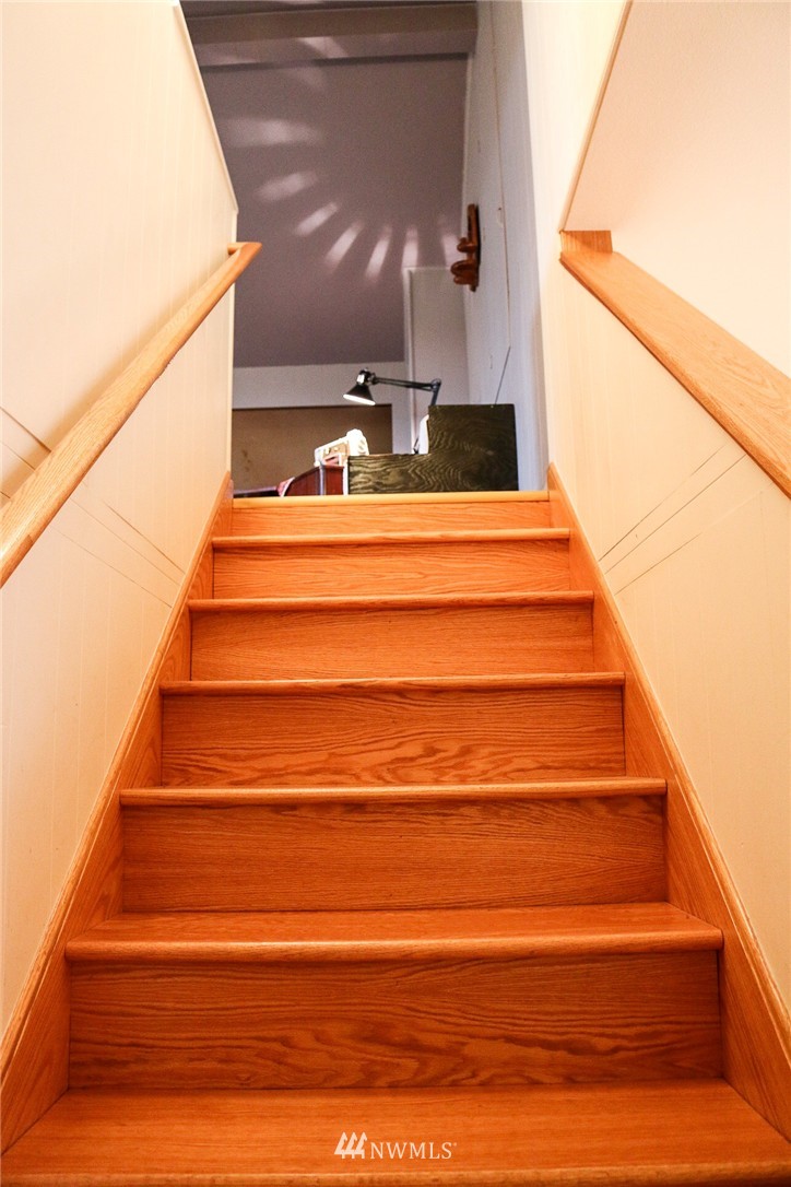 4002 Robin Road West University Place, WA 98466 - Photo 12 of 25 Gallery Image 12