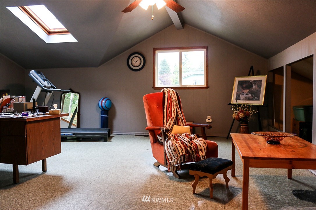 4002 Robin Road West University Place, WA 98466 - Photo 21 of 25 Gallery Image 21