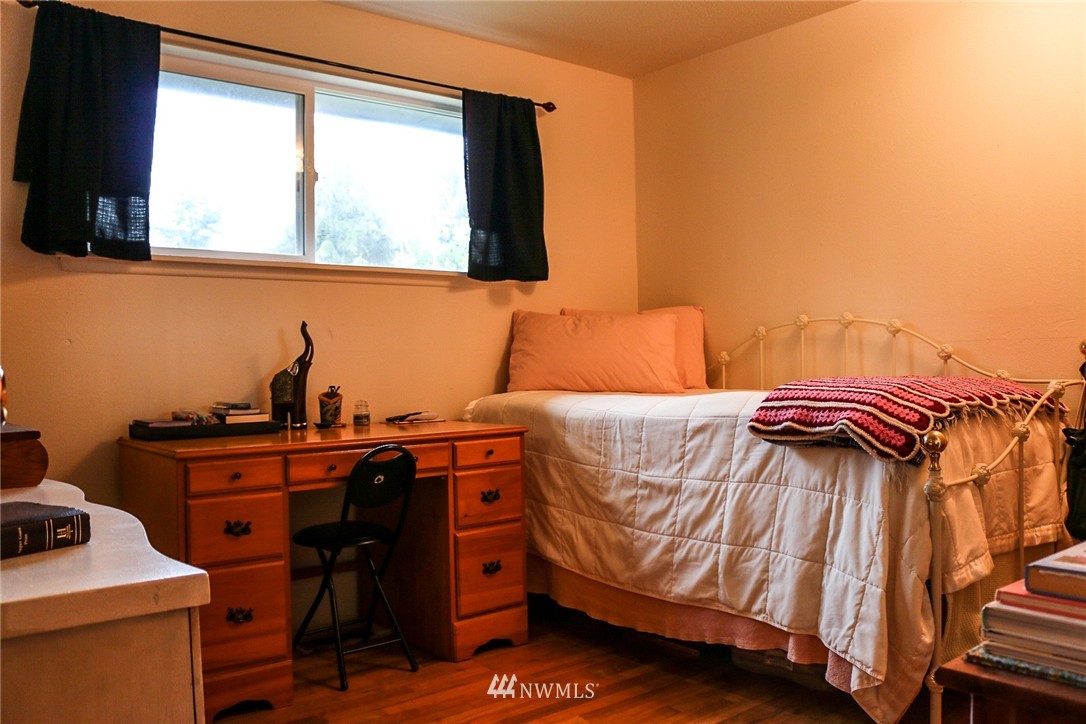 4002 Robin Road West University Place, WA 98466 - Photo 22 of 25 Gallery Image 22