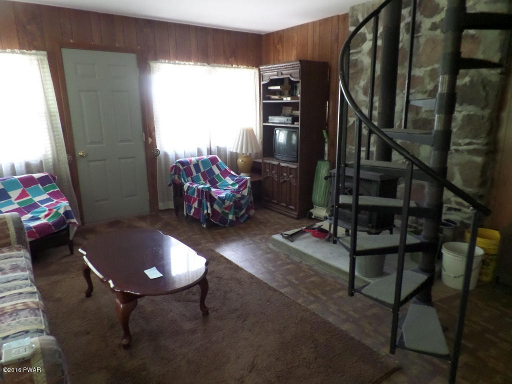 64 Mohn Road Beach Lake, PA 18405 - Photo 4 of 17