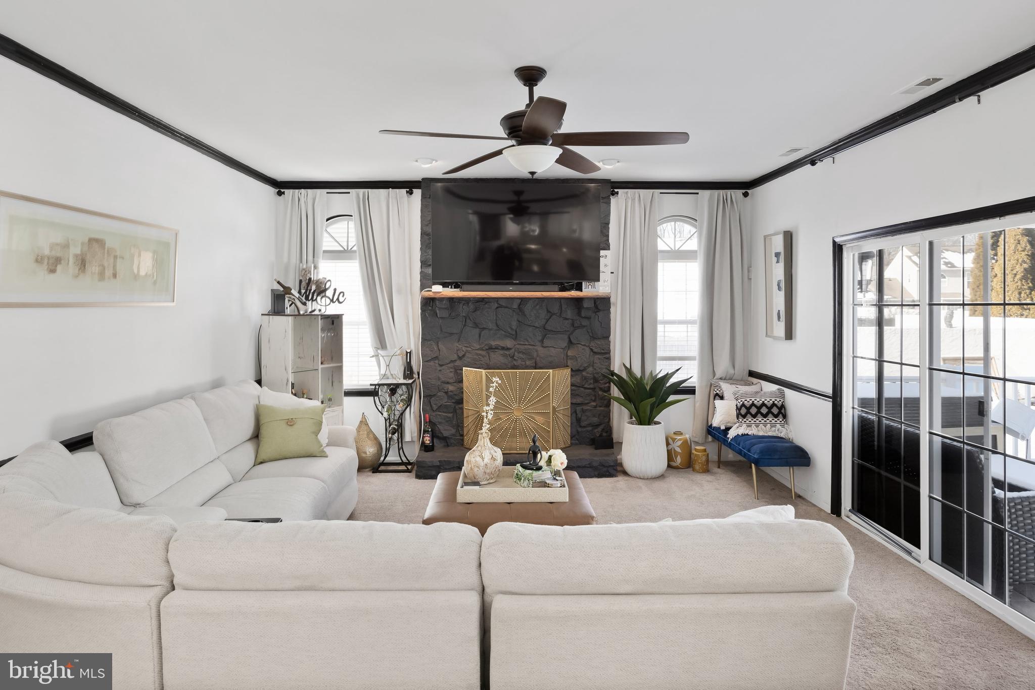 27 Sofia Drive Blackwood, NJ 08012 - Photo 14 of 33