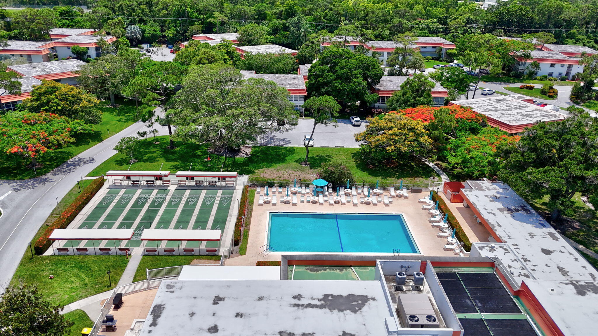 2600 Southeast Ocean Boulevard, Unit S7 Stuart, FL 34996 - Photo 36 of 38 an aerial view of a house with a swimming pool