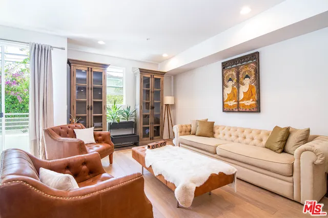 $3,995 | 436 South Virgil Avenue, Unit 206, Los Angeles, CA 90020