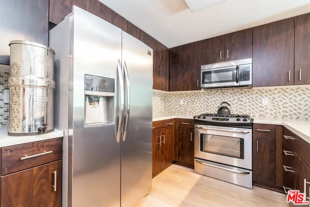 $3,995 | 436 South Virgil Avenue, Unit 206, Los Angeles, CA 90020