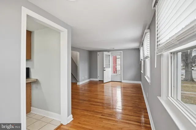 $1,800 | 40 Lee Street, Unit B, Woodstown, NJ 08098