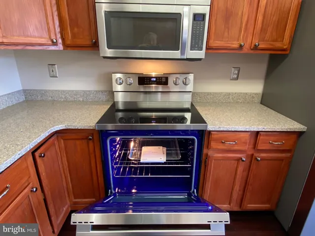 $2,575 | 8155 Hazy Dawn Court, Pasadena, MD 21122