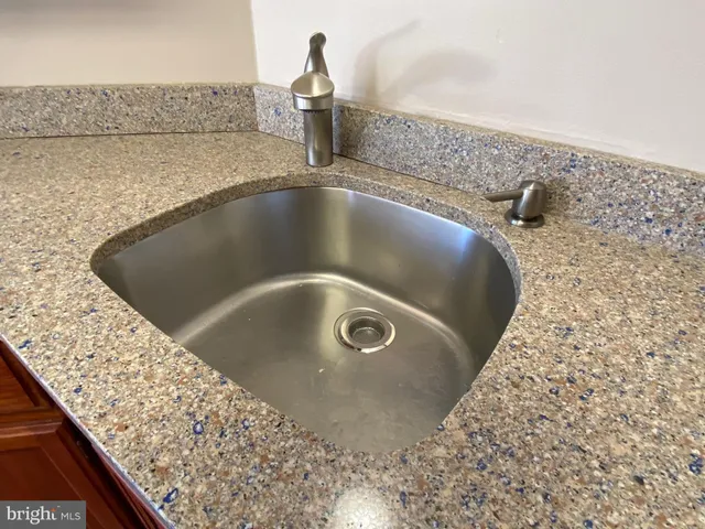 $2,575 | 8155 Hazy Dawn Court, Pasadena, MD 21122