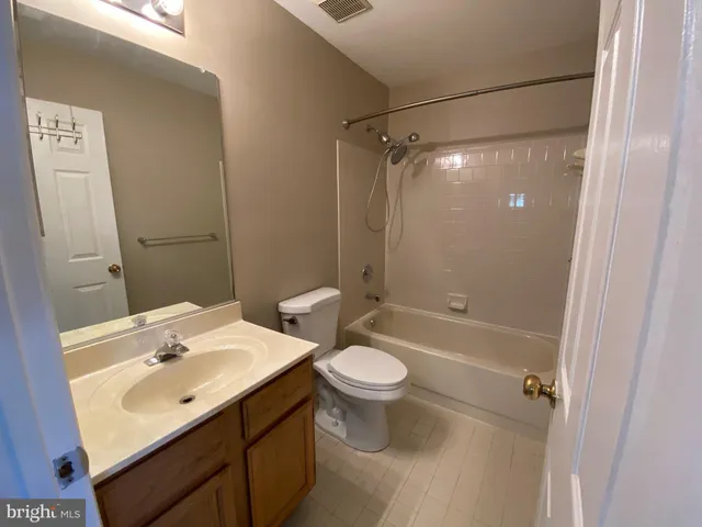 $2,575 | 8155 Hazy Dawn Court, Pasadena, MD 21122