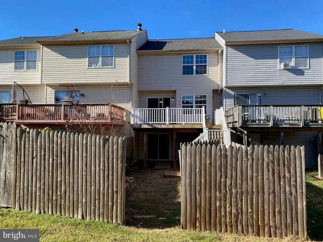 $2,575 | 8155 Hazy Dawn Court, Pasadena, MD 21122