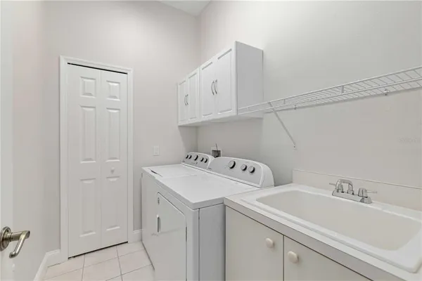 $524,990 | 7707 Ashley Circle, Bradenton, FL 34201