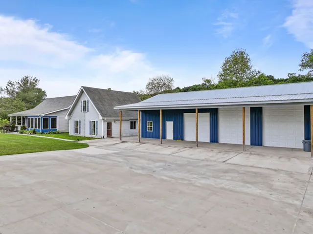 $834,900 | 1313 Stayton Road, Cumberland Furnace, TN 37051