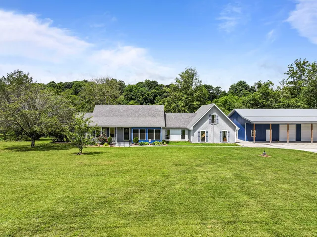 $834,900 | 1313 Stayton Road, Cumberland Furnace, TN 37051