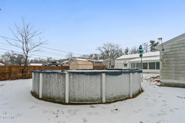 $250,000 | 10 Mildred Lane, Colonie, NY 12110