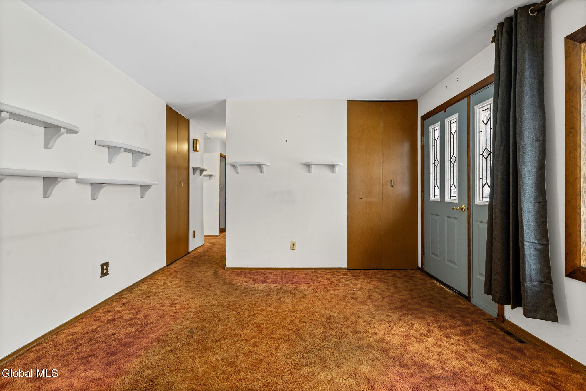 10 Mildred Lane Colonie, NY 12110 - Photo 5 of 38 19-web-or-mls-10-mildred-ln