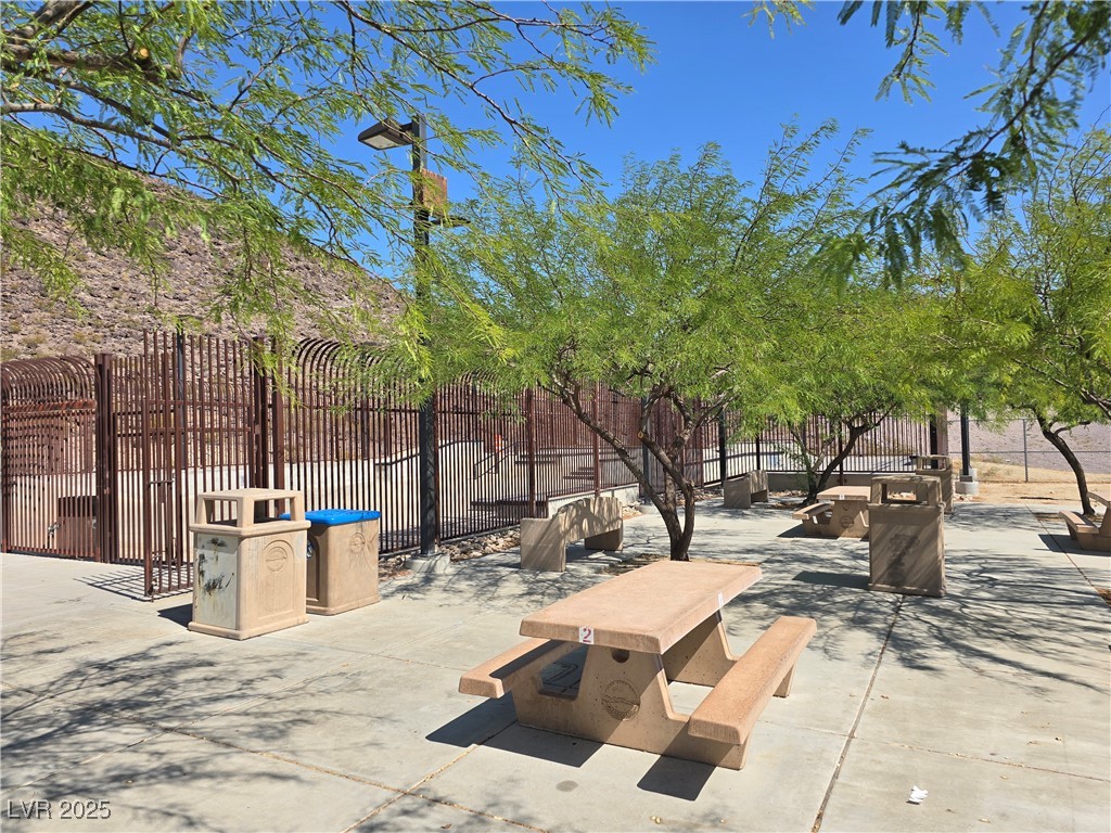 853 Rusty Anchor Way Henderson, NV 89002 - Photo 50 of 76 Hidden Falls Park skatepark area