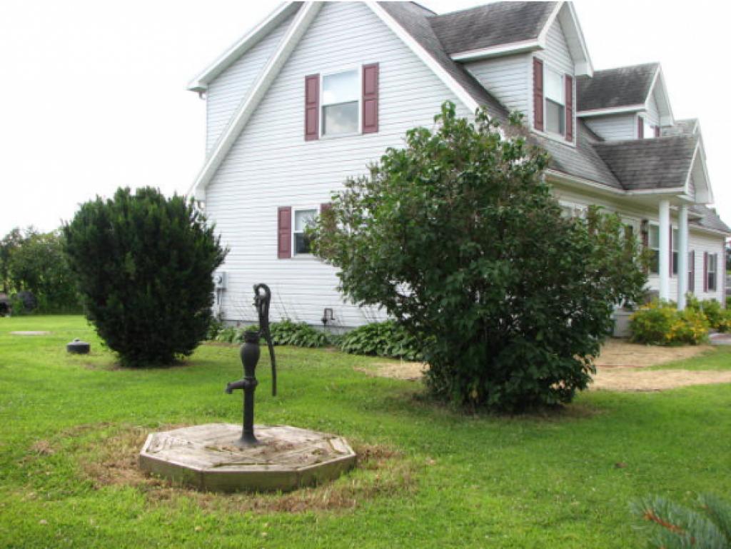 501 Maquam Shore Road Swanton, VT 05488 - Photo 4 of 31