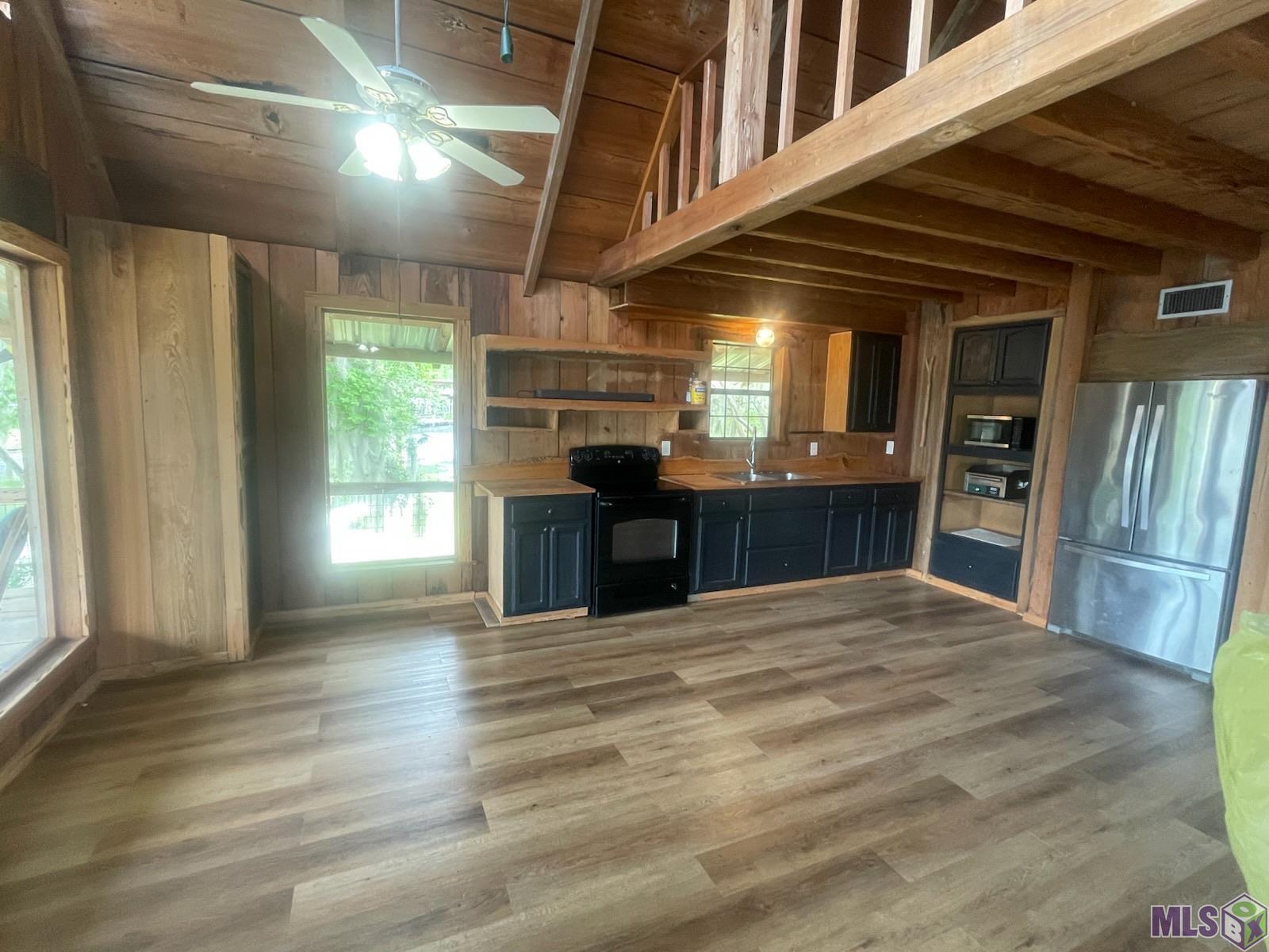 13195 Perch Street Maurepas, LA 70449 - Photo 10 of 22 Kitchen/Dining