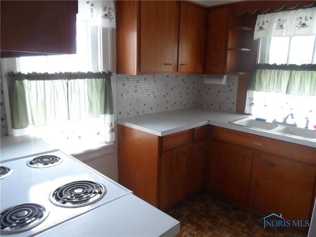 6022 Secor Road Toledo, OH 43613 - Photo 15 of 24 Photo 15