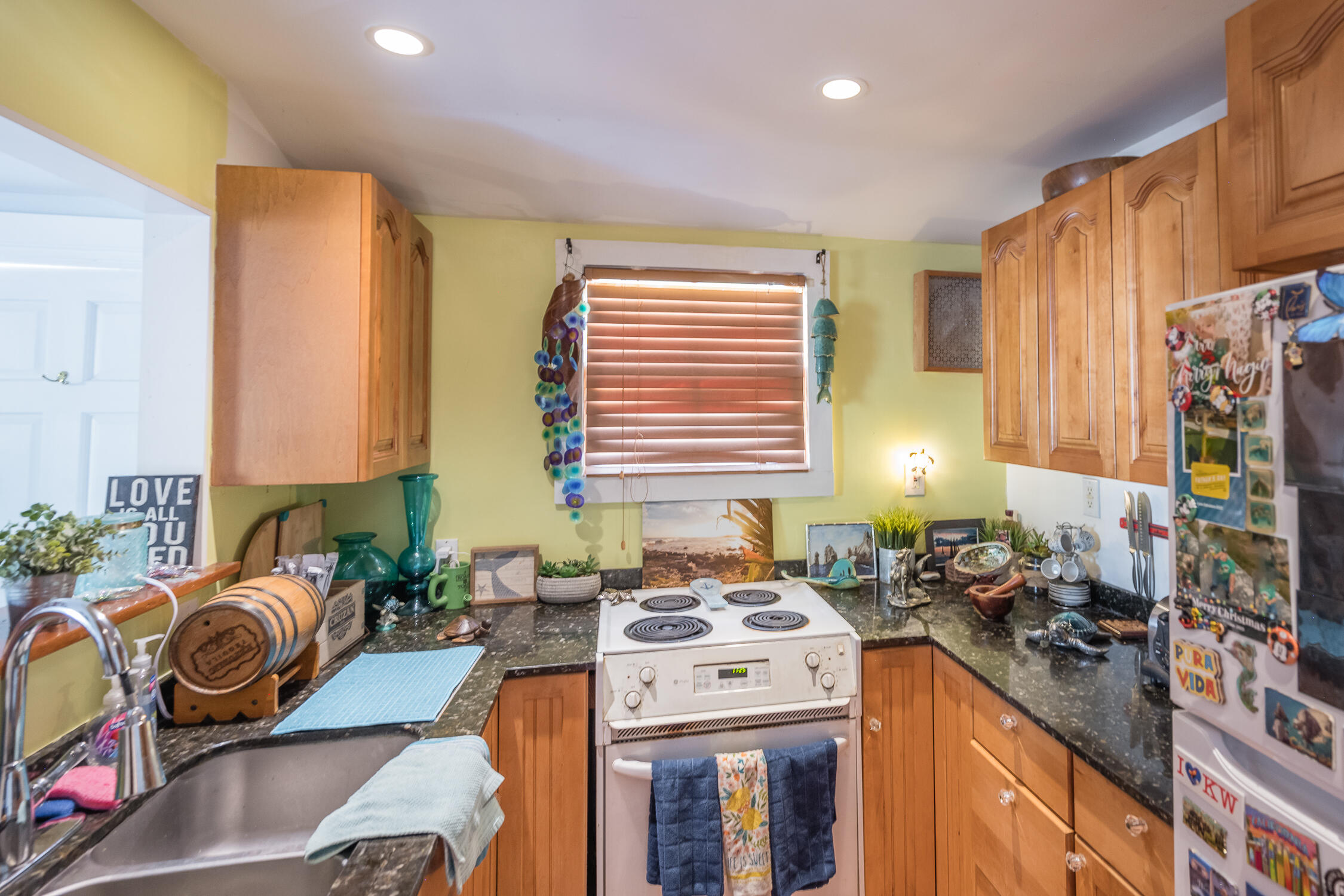 1210 Virginia Street Key West, FL 33040 - Photo 20 of 25 1210V-20