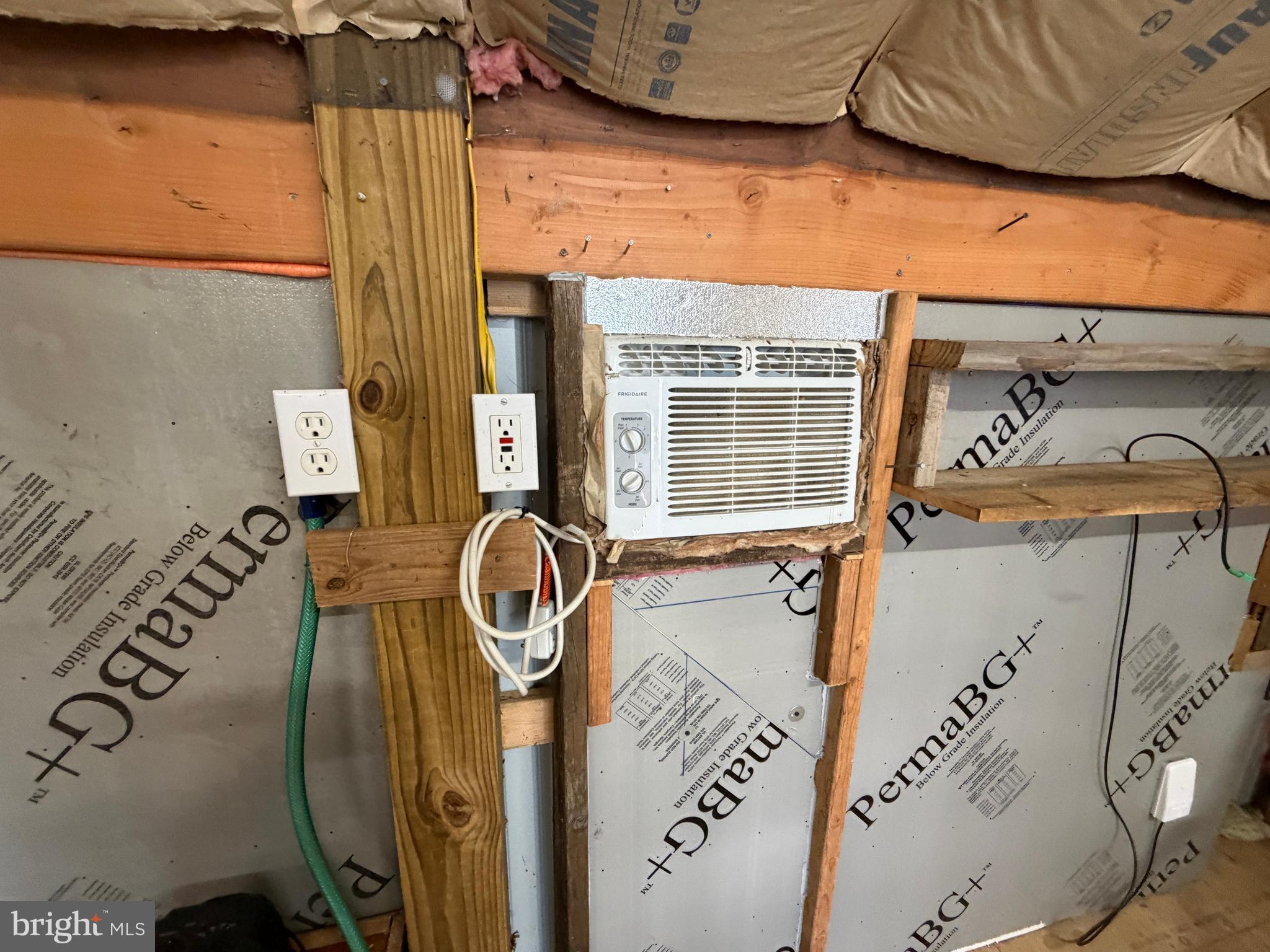 217 Trapper Lane Augusta, WV 26704 - Photo 27 of 111