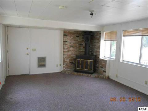 504 Tecumseh Road Clinton, MI 49236 - Photo 13 of 25 20090899-12.JPG