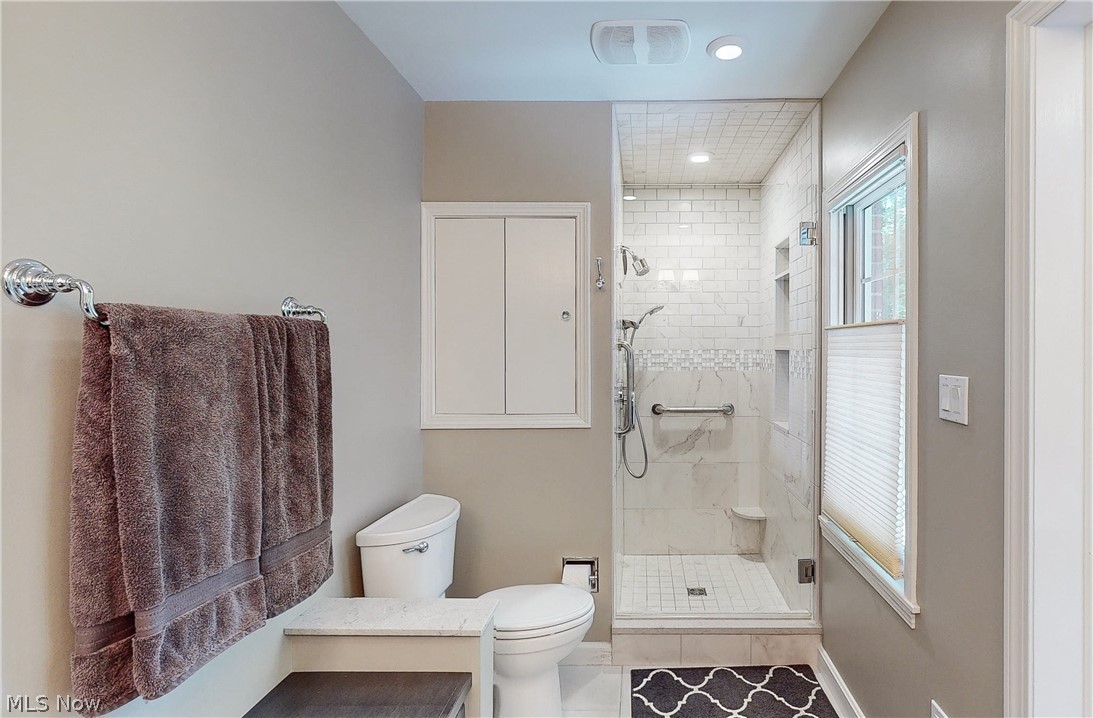 3117 Laurel Road Cleveland, OH 44120 - Photo 22 of 49 Gallery Image 22