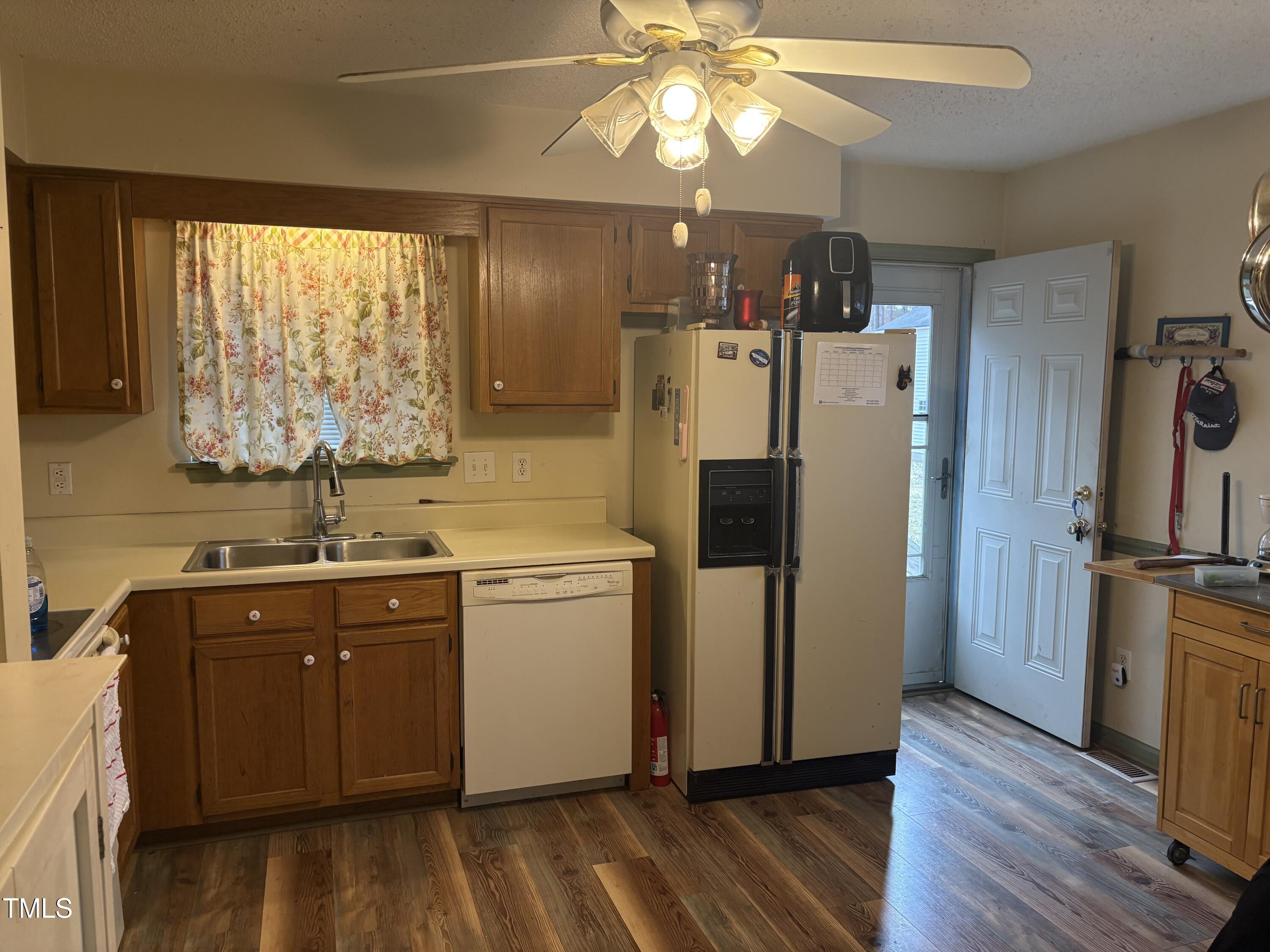 3521 Cheek Road Durham, NC 27704 - Photo 4 of 8 7C68804A-5731-4B06-A5C2-7B310B74AF7E