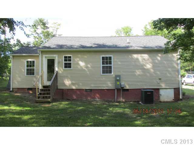 8301 Old Plank Road Charlotte, NC 28216 - Photo 2 of 10