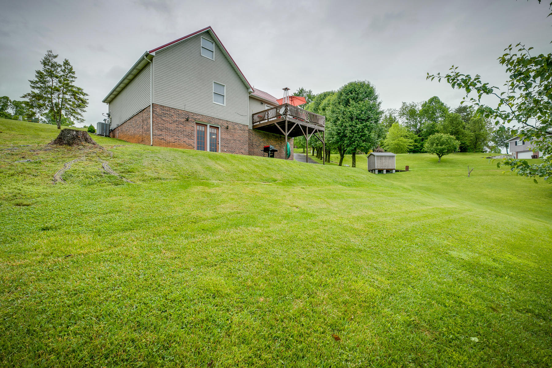 350 Huckleberry Road Bluff City, TN 37618 - Photo 46 of 47 046