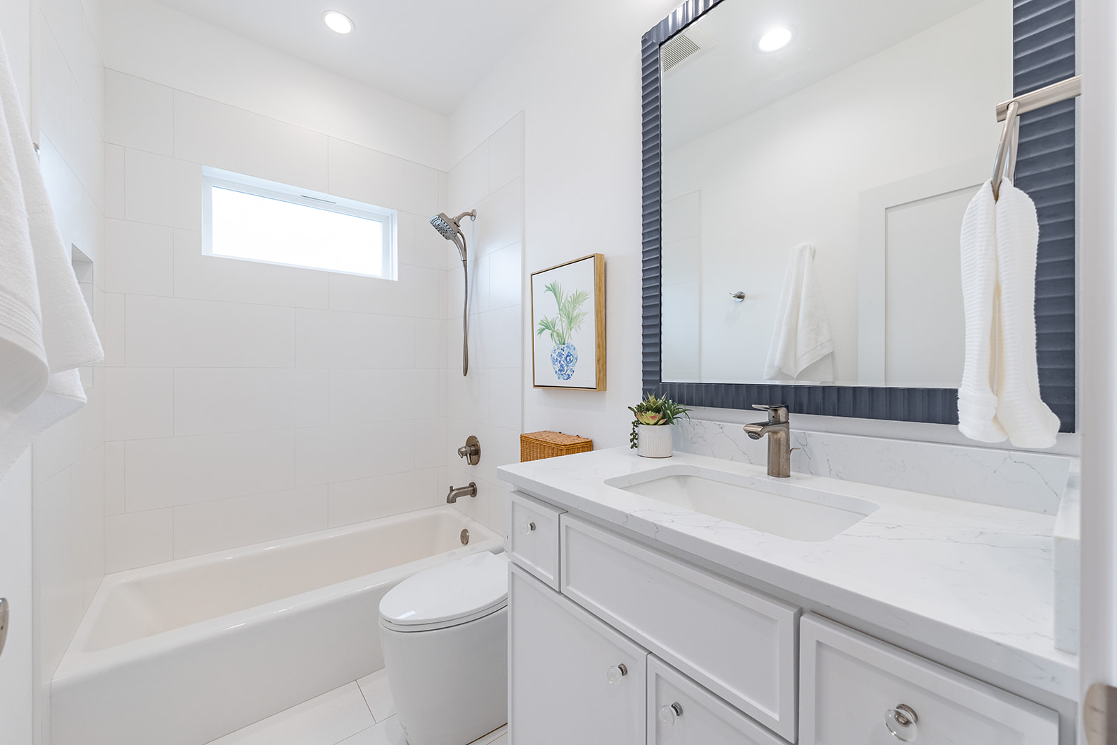 477 Willow Moon Ranch Road Crawford, TX 76638 - Photo 27 of 40 a bathroom with a sink a toilet and shower